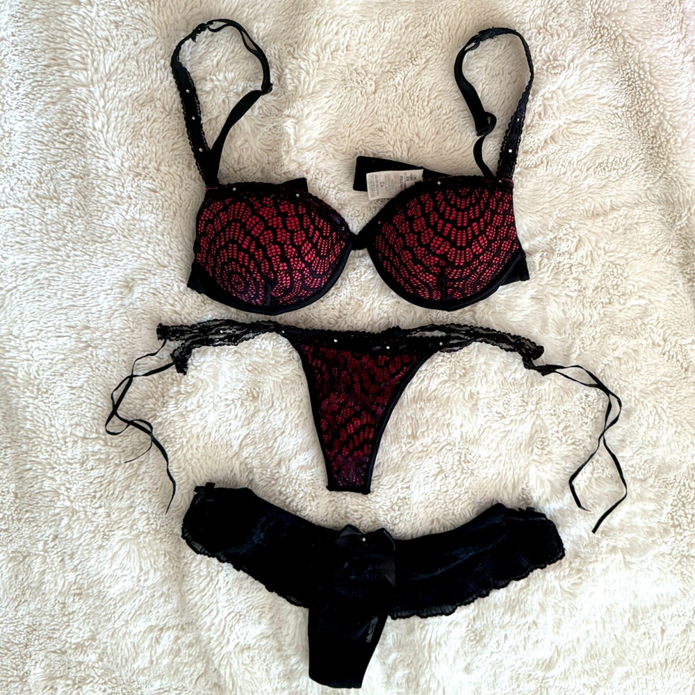 Phase Brasil Black and Red Lace Lingerie Set 3 pieces